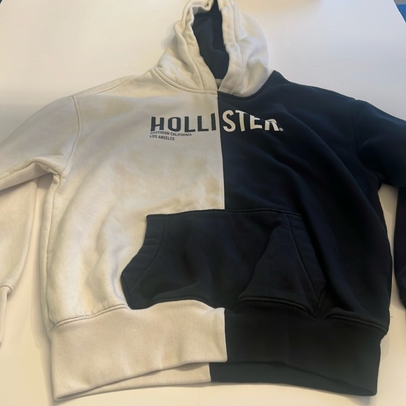 Hollister Mens Black & White Colorblock Pullover Sweater Hooded Size Extra Small - Picture 1 of 7